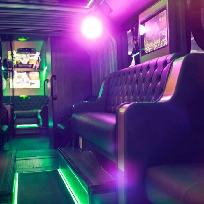 Aménagement Bus en discothèque