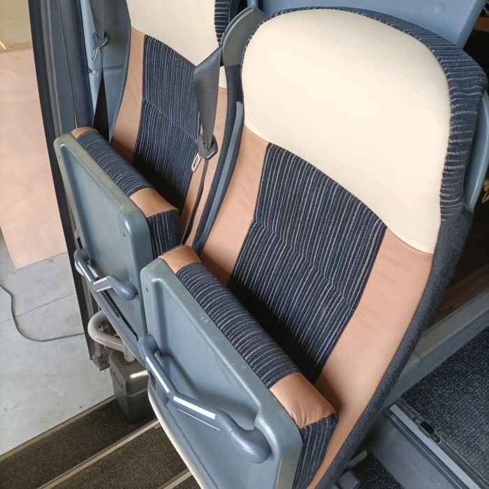 Rénovation siège de bus Mercedes