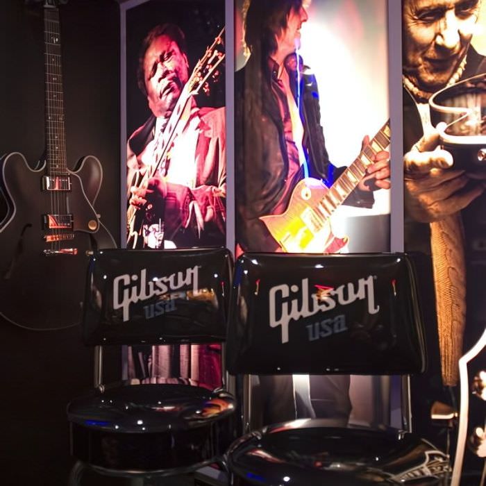 Tour Bus Gibson