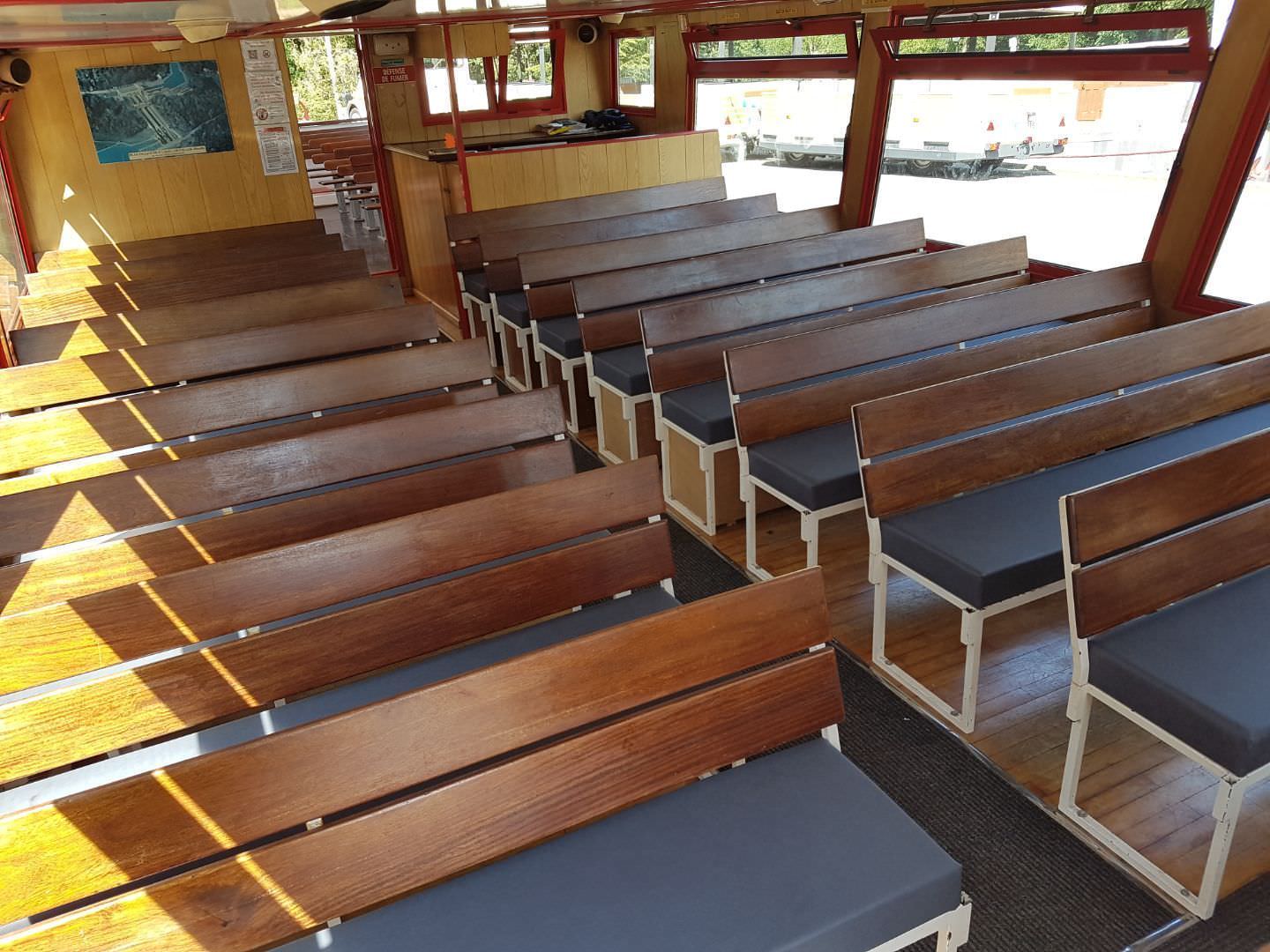 Banquettes des bateaux du Plan Incliné