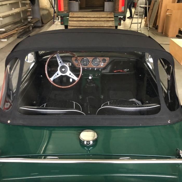 Remplacement capote d'un cabriolet