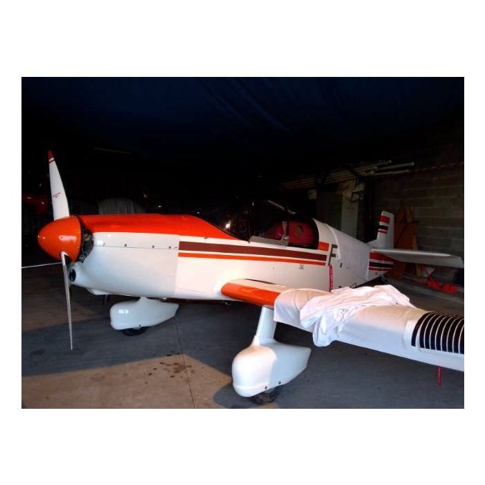 Réfection intérieur d'un petit avion