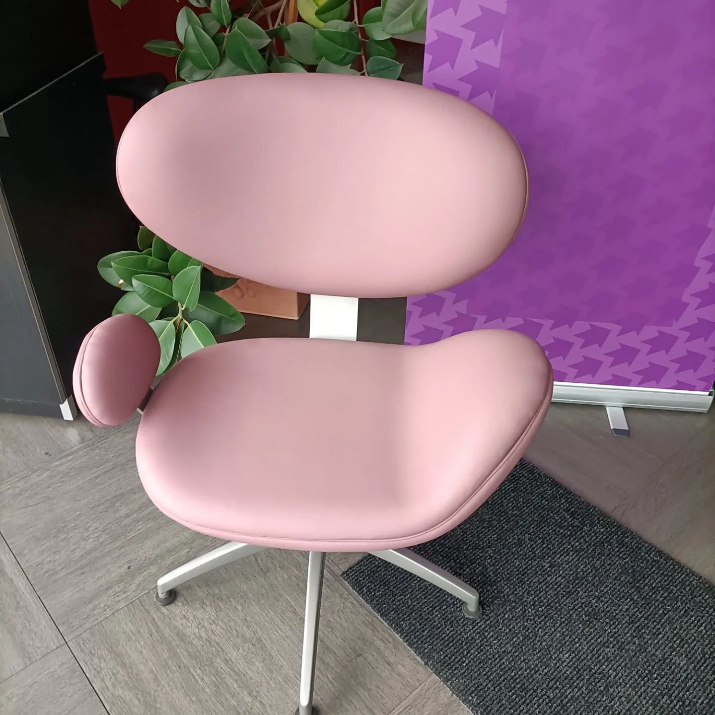 Rénovation chaise de fast food