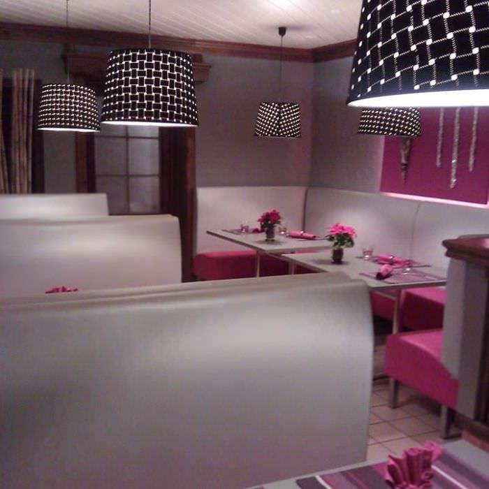Fabrication sur mesure de banquettes de restaurant