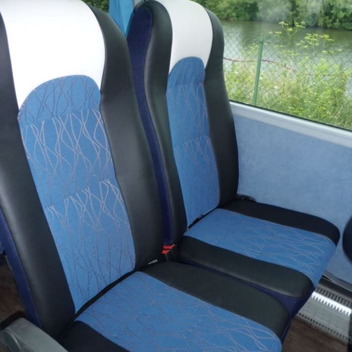 Rénovation de la sellerie d'un bus de voyage