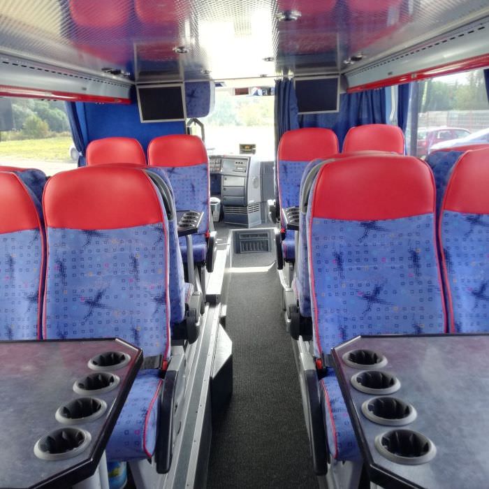 Remplacement des tissus d'un bus double-étage