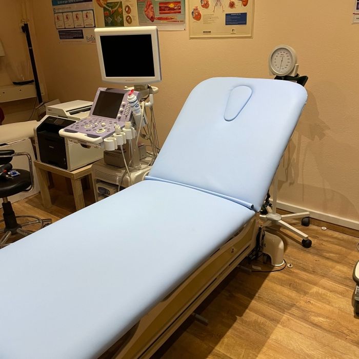 Restauration d'une table d'auscultations