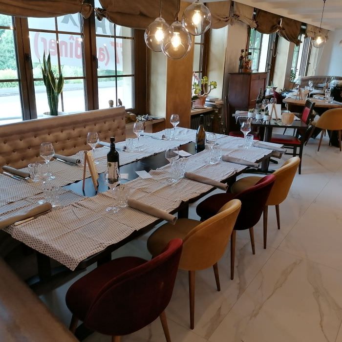 Rénovation du mobilier d'un restaurant